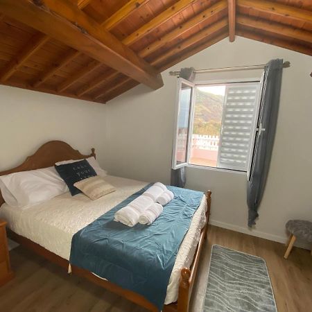 Casa Da Ribeira - Mosteiros Мостейрос Екстериор снимка