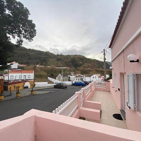 Casa Da Ribeira - Mosteiros Мостейрос Екстериор снимка