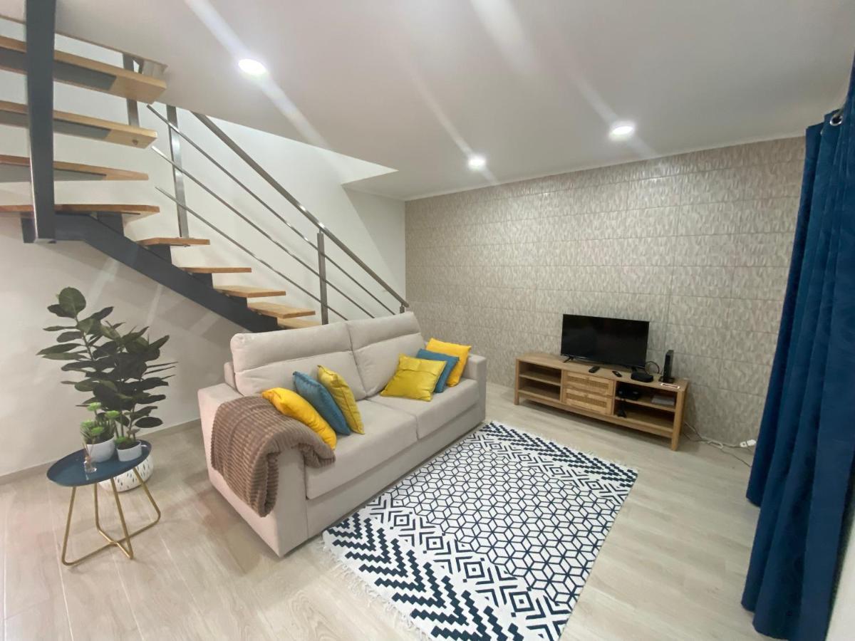 Casa Da Ribeira - Mosteiros Мостейрос Екстериор снимка